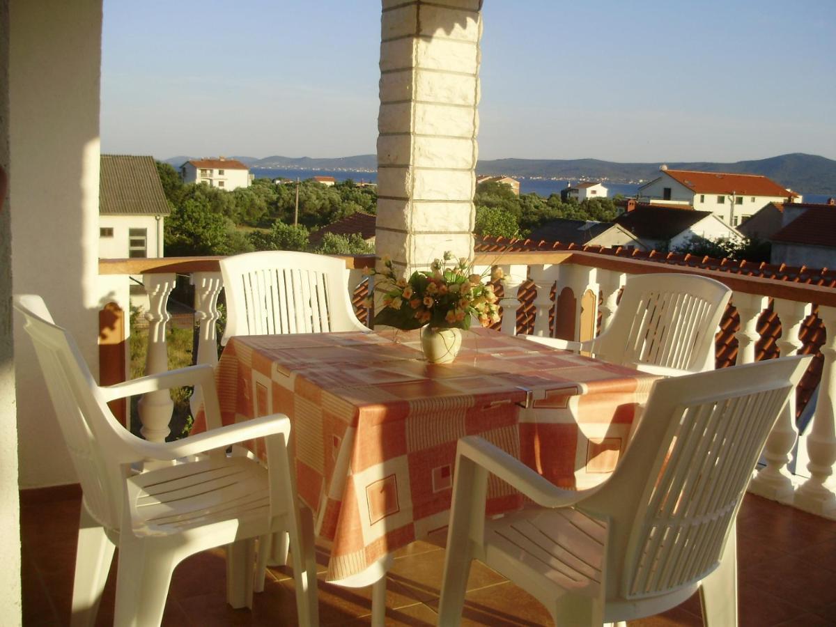 Apartments Brkovic Sukošan Exterior foto
