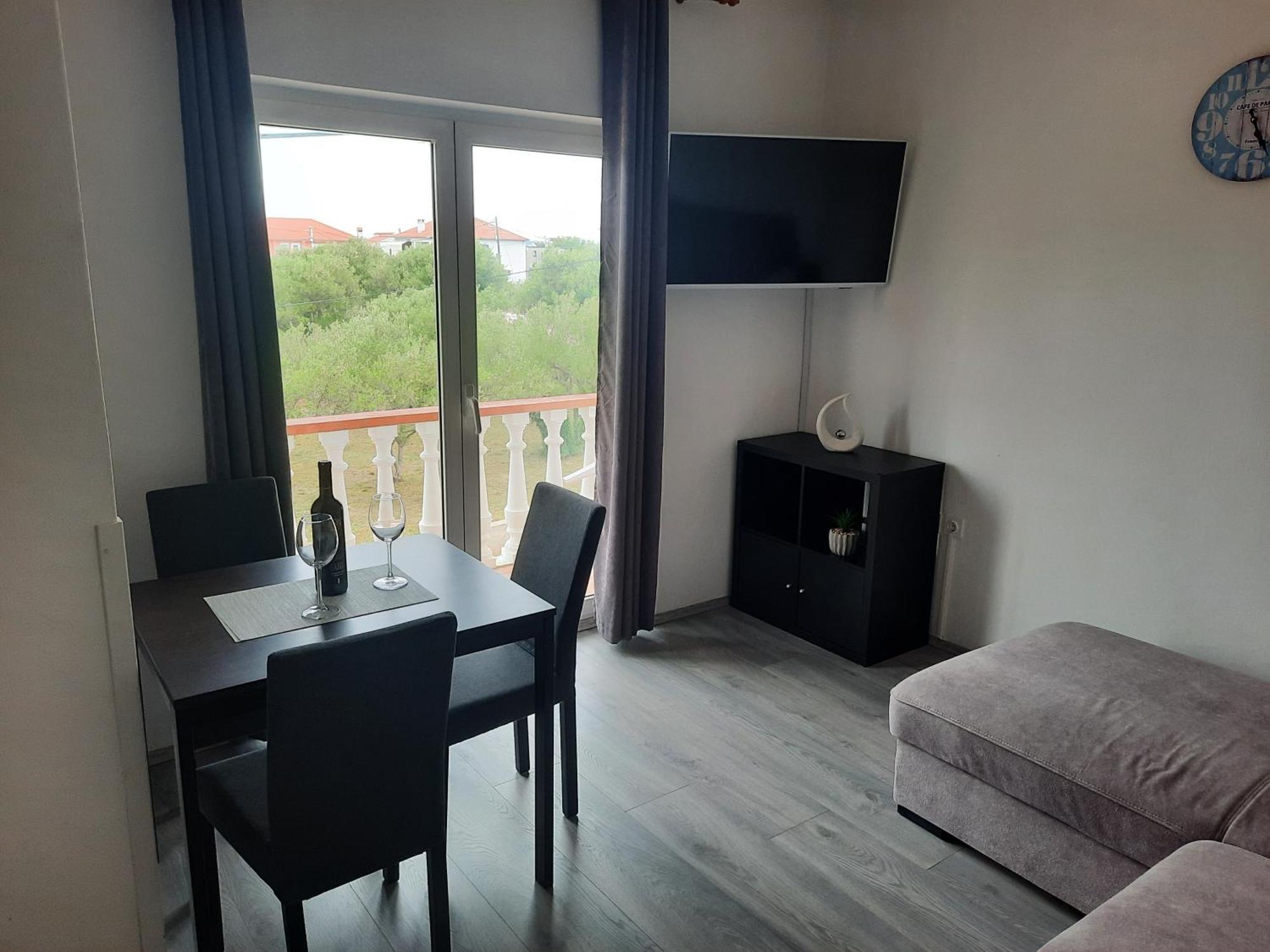 Apartments Brkovic Sukošan Quarto foto